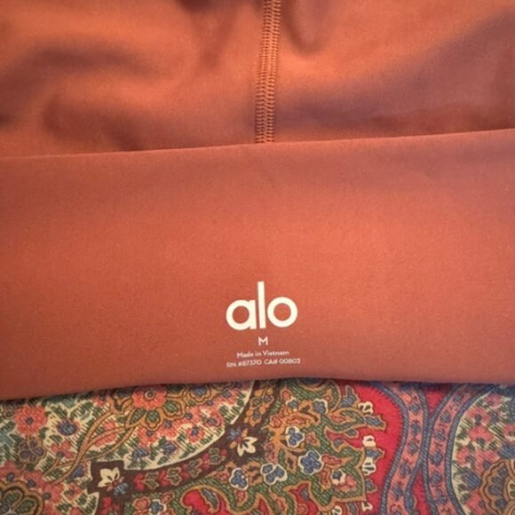 ALO YOGA 3" High-Waist Airlift Short - Picture 4 of 4